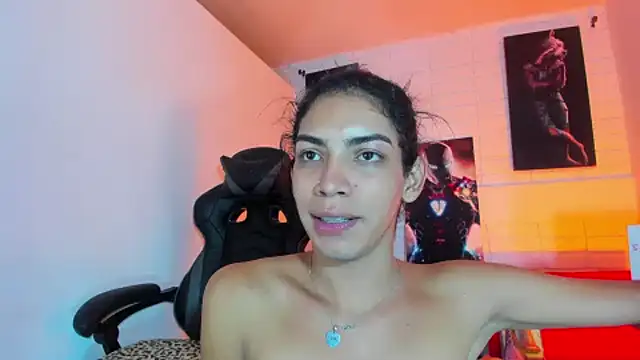Snapshot of Alahia_Rodriguez chatting on February 14, 2025, 10:25 pm Alahia Rodriguez online show from February 14, 2025, 10:25 pm