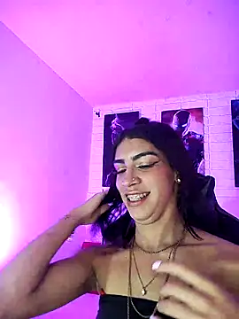 Snapshot of Alahia_Rodriguez chatting on February 22, 2025, 9:37 pm Alahia Rodriguez online show from February 22, 2025, 9:37 pm