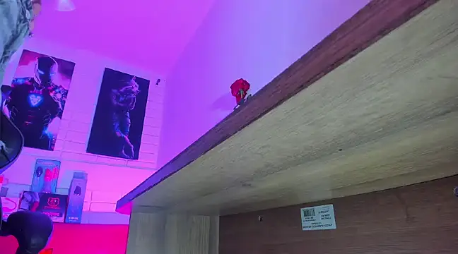 Snapshot of Alahia_Rodriguez chatting on March 11, 2025, 8:09 pm Alahia Rodriguez online show from March 11, 2025, 8:09 pm