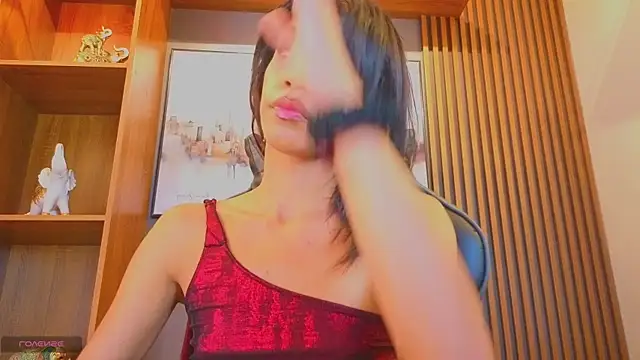 Alahia Rodriguez online show from July 11, 2026, 9:05 pm