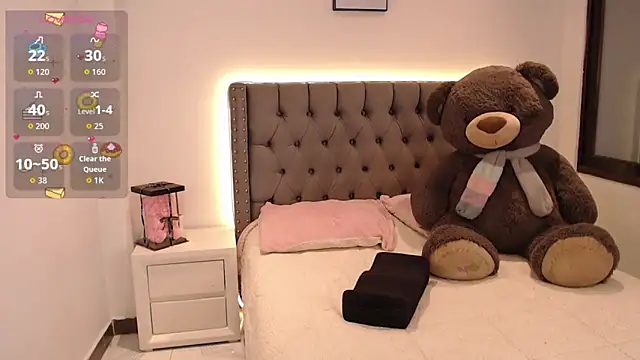 Snapshot of Nicols66 chatting on September 20, 2025, 10:11 pm Nicols66 online show from September 20, 2025, 10:11 pm