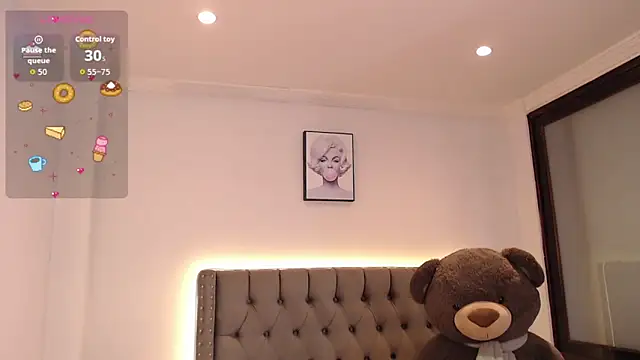 Snapshot of Nicols66 chatting on September 23, 2025, 9:18 pm Nicols66 online show from September 23, 2025, 9:18 pm