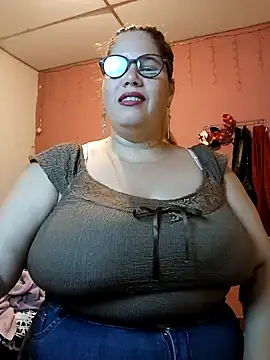 EllisW8 online show from January 22, 2025, 10:40 am