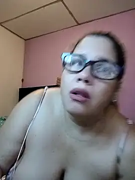 Snapshot of EllisW8 chatting on March 18, 2026, 11:24 am EllisW8 online show from March 18, 2026, 11:24 am