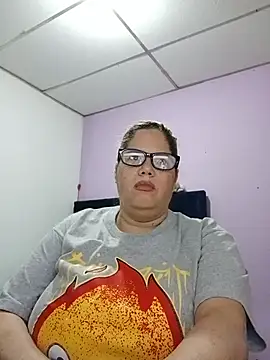 EllisW8 online show from June 11, 2026, 8:56 am