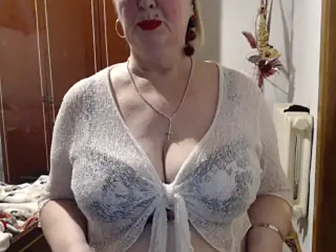 Secretfox online show from January 6, 2025, 7:20 am
