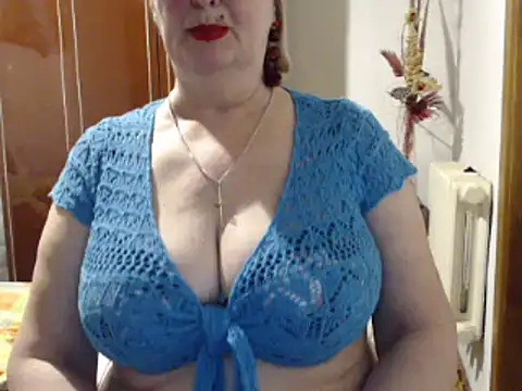 Secretfox online show from February 20, 2025, 2:35 pm
