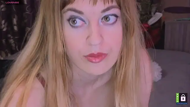 paulathesweet online show from May 2, 2026, 7:52 pm