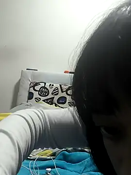 2ScarletandRyan8 online show from December 25, 2024, 10:37 pm