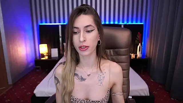 Snapshot of Sexy_Lava chatting on March 14, 2025, 7:15 am Sexy Lava online show from March 14, 2025, 7:15 am