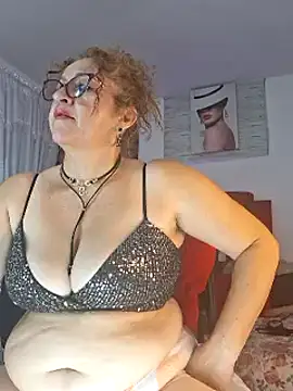 Snapshot of evelin_hott chatting on January 15, 2025, 11:43 am evelin hott online show from January 15, 2025, 11:43 am