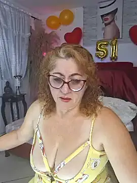 Snapshot of evelin_hott chatting on January 22, 2025, 1:42 am evelin hott online show from January 22, 2025, 1:42 am