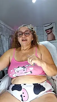 evelin hott online show from November 5, 2025, 4:23 am