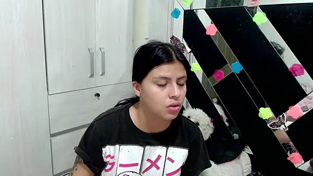 Snapshot of katery_wok11 chatting on October 22, 2025, 5:02 pm katery wok11 online show from October 22, 2025, 5:02 pm