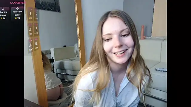 Snapshot of Frosty_Princess chatting on March 24, 2026, 1:27 pm Frosty Princess online show from March 24, 2026, 1:27 pm