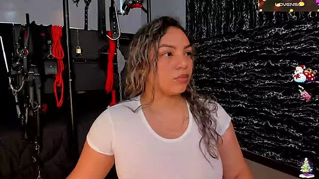 Snapshot of CelesteJonessxx chatting on December 17, 2024, 3:17 am CelesteJonessxx online show from December 17, 2024, 3:17 am