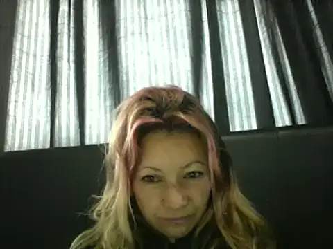 Paulita x3 online show from February 22, 2025, 11:35 am