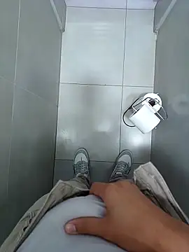 Snapshot of Brutao_ chatting on November 6, 2025, 6:09 pm Brutao online show from November 6, 2025, 6:09 pm