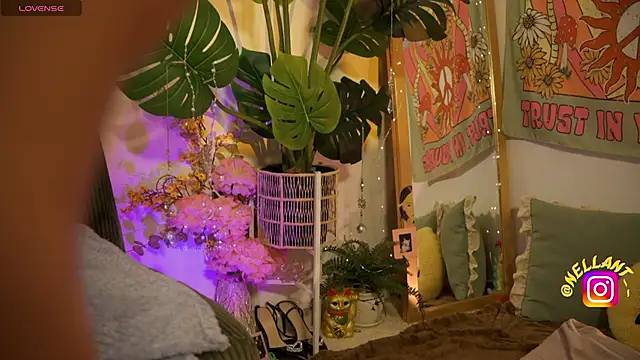 Snapshot of antonella_maitt1 chatting on April 4, 2026, 3:16 am antonella maitt1 online show from April 4, 2026, 3:16 am