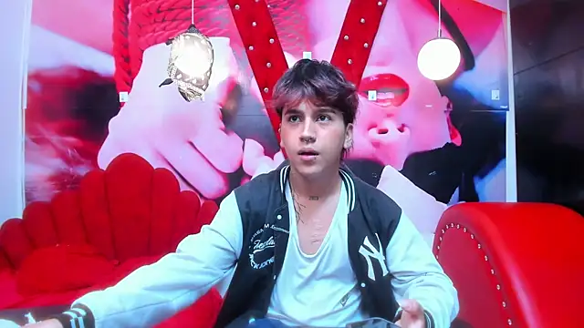 alex 477 online show from September 24, 2025, 11:24 am