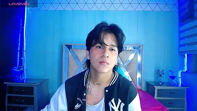 alex 477 online show from November 27, 2025, 11:45 am