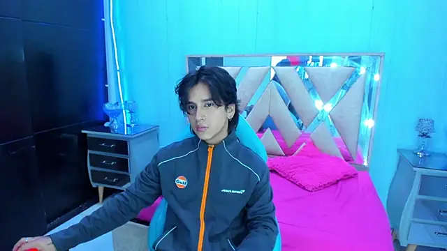 alex 477 online show from February 26, 2026, 11:42 am