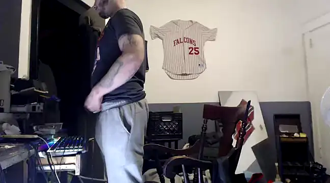 Snapshot of sledge901 chatting on January 20, 2025, 7:25 am sledge901 online show from January 20, 2025, 7:25 am