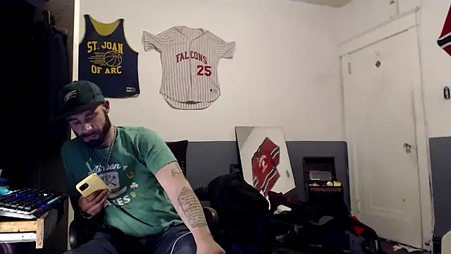 Snapshot of sledge901 chatting on January 31, 2025, 5:51 am sledge901 online show from January 31, 2025, 5:51 am