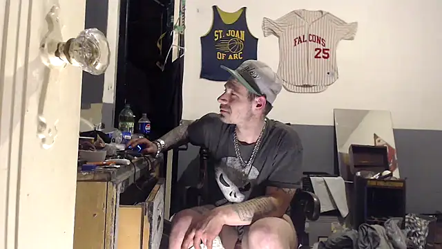 sledge901 online show from February 18, 2026, 12:28 am