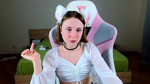 Cowell Adelina online show from March 1, 2026, 9:22 am