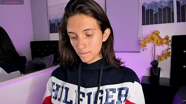 Feniix   online show from January 7, 2025, 3:46 am