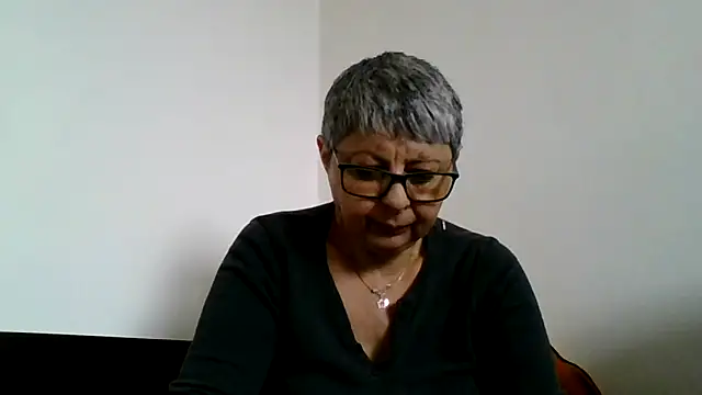 roseblak42 online show from February 26, 2026, 12:04 pm