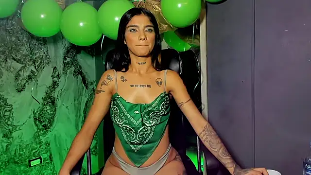 Trinna harperr online show from March 18, 2025, 11:41 am