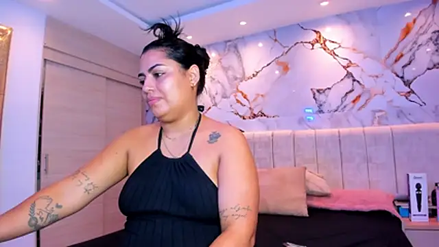 kiana cream online show from May 2, 2026, 11:59 am