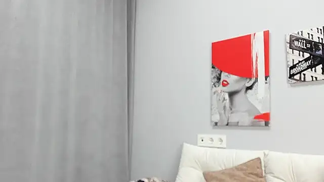 Snapshot of Tiny_JuJu chatting on March 11, 2026, 1:11 am Tiny JuJu online show from March 11, 2026, 1:11 am