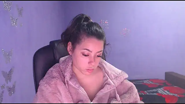 LovelyJulliette online show from January 7, 2025, 3:44 pm