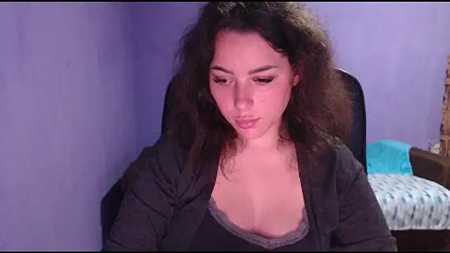 LovelyJulliette online show from January 22, 2025, 6:31 pm