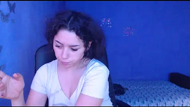 LovelyJulliette online show from January 23, 2025, 10:43 am