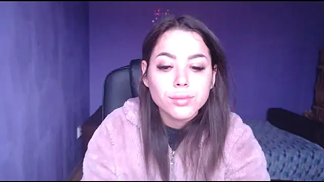 LovelyJulliette online show from February 1, 2025, 11:32 am
