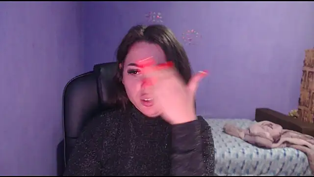LovelyJulliette online show from February 1, 2025, 2:34 pm