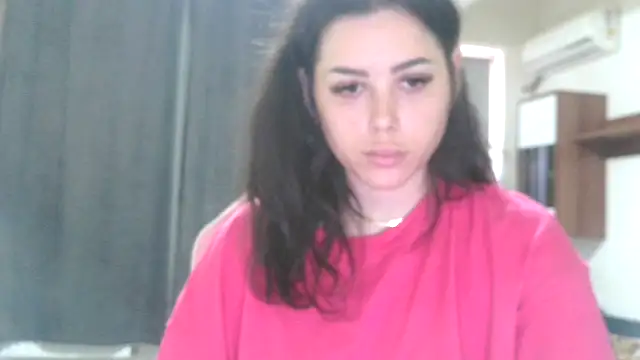 LovelyJulliette online show from July 7, 2026, 3:16 pm