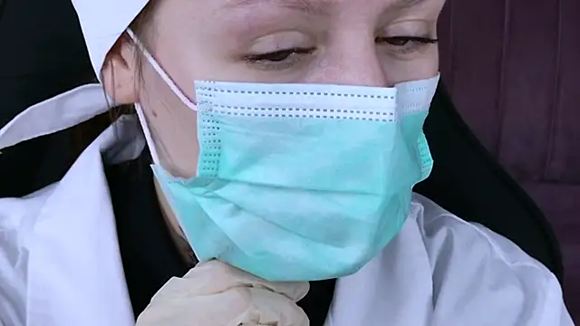 VeliraBraitberg online show from October 31, 2025, 1:45 pm