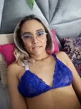 TaraaHot online show from February 28, 2025, 6:32 am