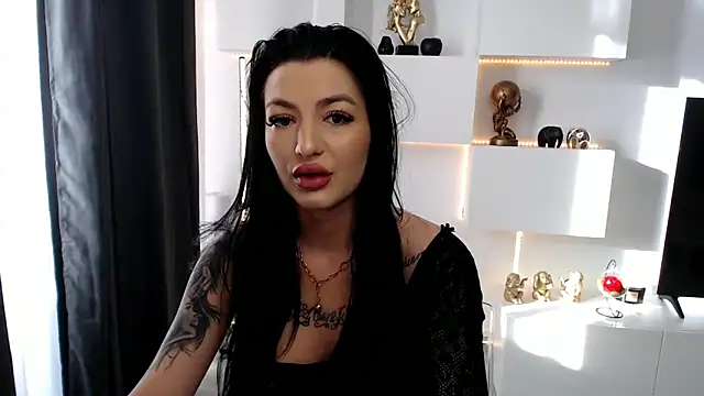 arianatattoos online show from January 7, 2025, 7:52 am