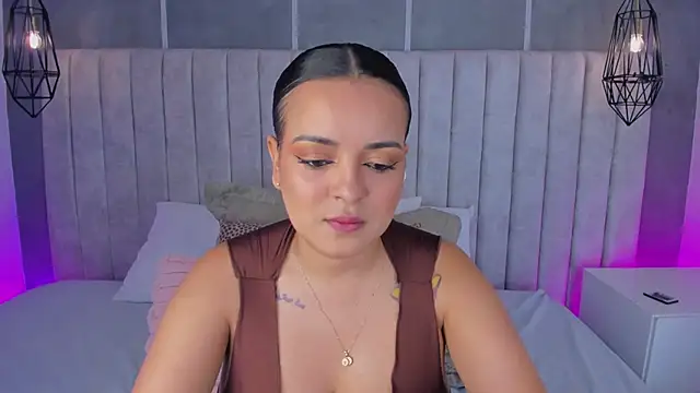 lea gray online show from May 11, 2026, 6:49 pm