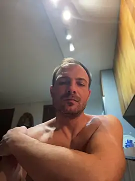Adventurehotman online show from April 24, 2026, 9:50 pm
