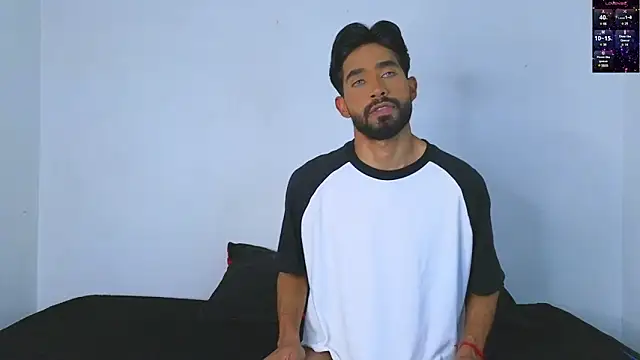 dereck hotsoon online show from March 21, 2025, 12:07 am