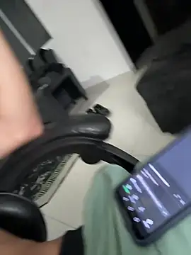 Stiven CL online show from February 10, 2026, 2:15 am