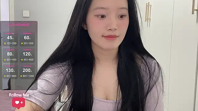 Snapshot of rose-u chatting on March 2, 2026, 1:30 am rose-u online show from March 2, 2026, 1:30 am