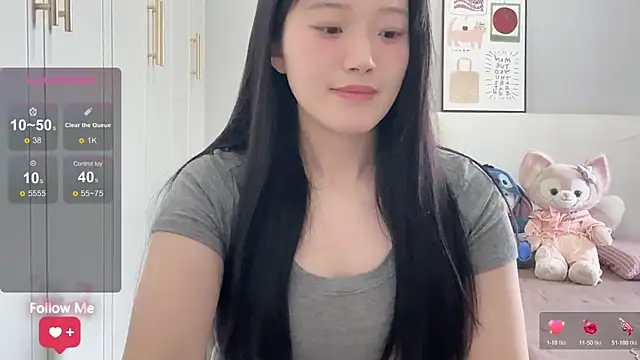 Snapshot of rose-u chatting on April 2, 2026, 1:03 am rose-u online show from April 2, 2026, 1:03 am